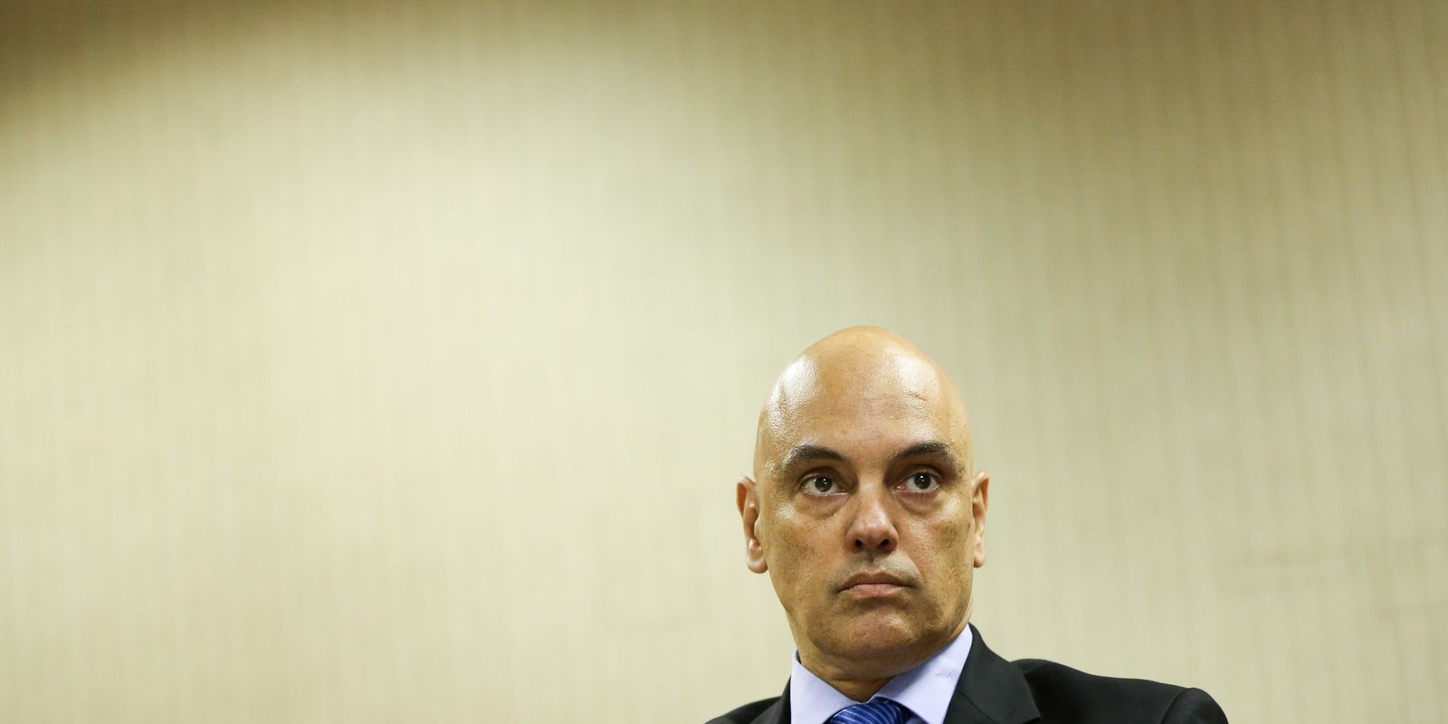 Ministro Alexandre de Moraes nega reunião com ex-dirigente do BRB