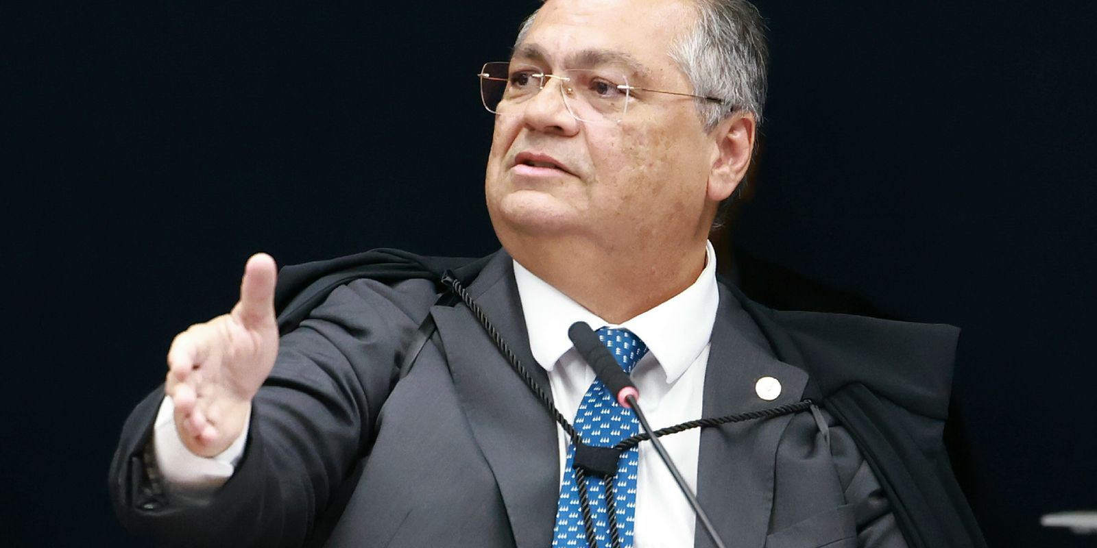 STF considera mulher ré por ofensas a ministro em voo