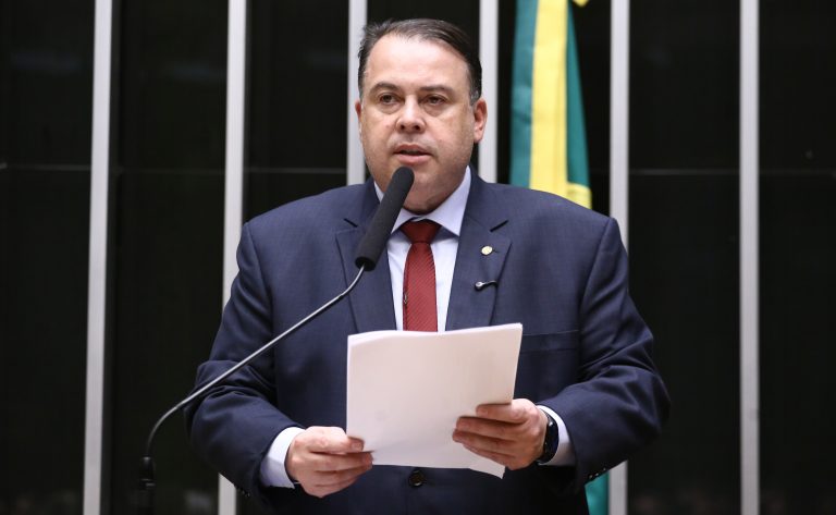 Deputados aprovam proposta para criação da Universidade Federal do Esporte