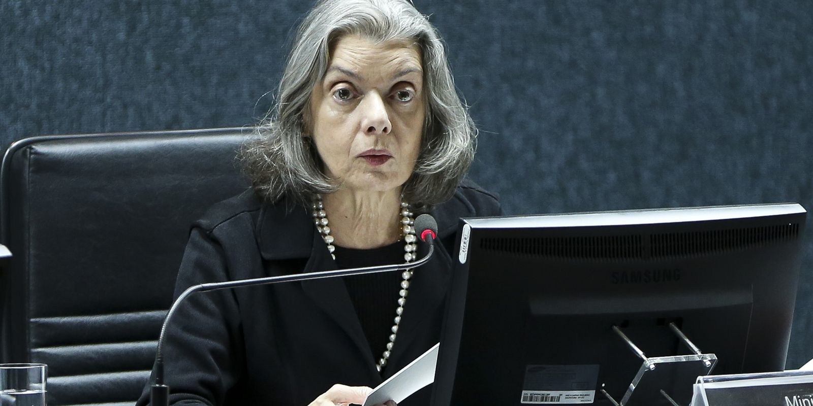 Cármen Lúcia define normas de conduta para juízes eleitorais