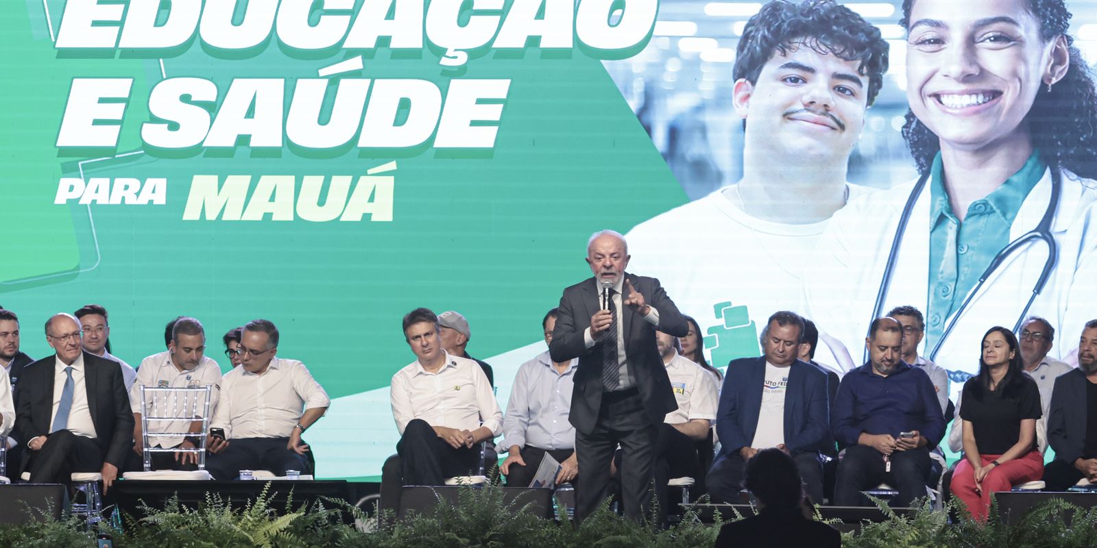 Lula destaca a educação como pilar no combate à violência contra a mulher