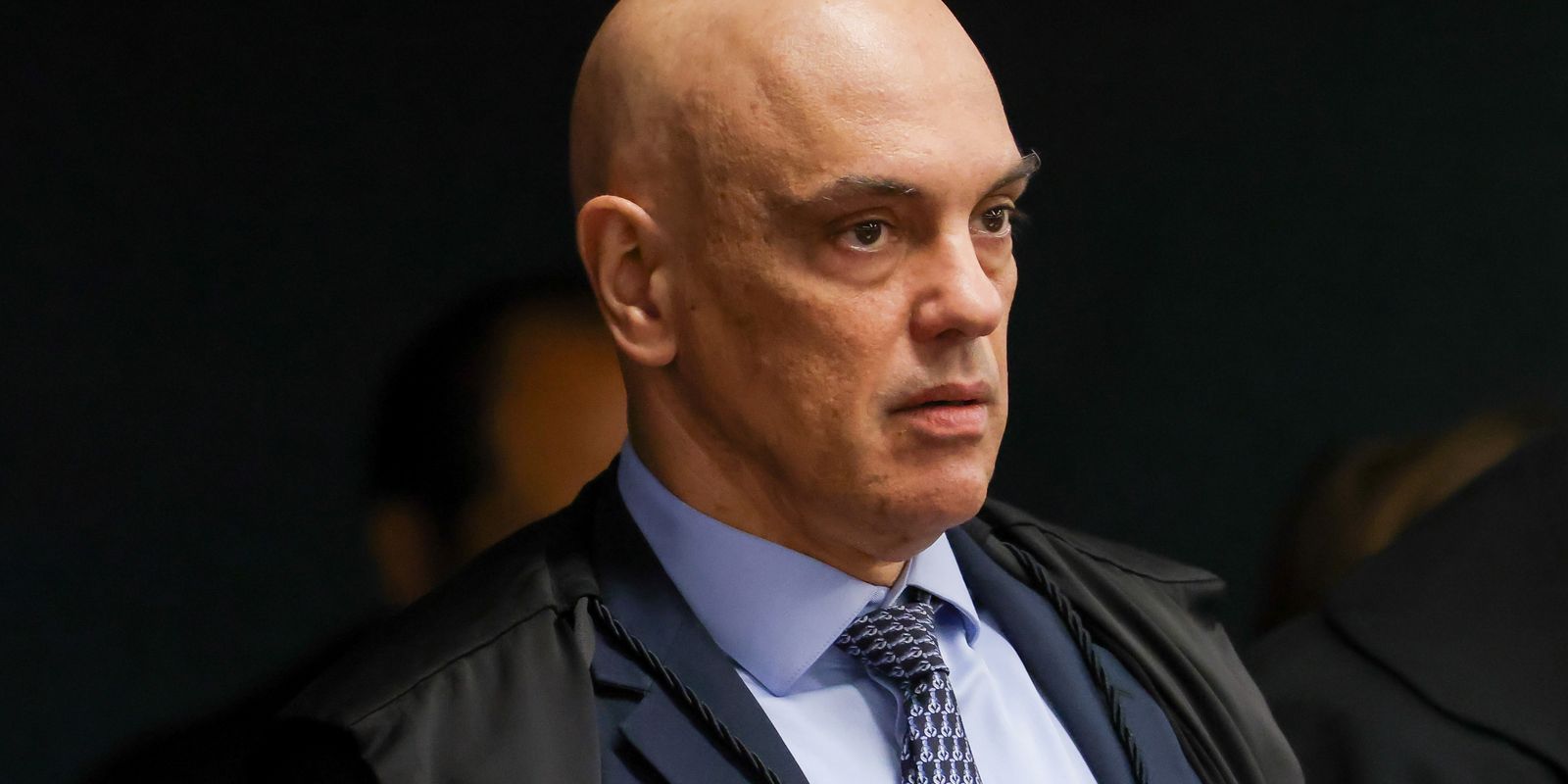 Moraes afirma que magistrados podem receber por palestras e possuir ações