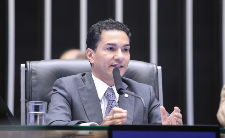 Hugo Motta nomeia Marcos Pereira relator do acordo Mercosul-União Europeia
