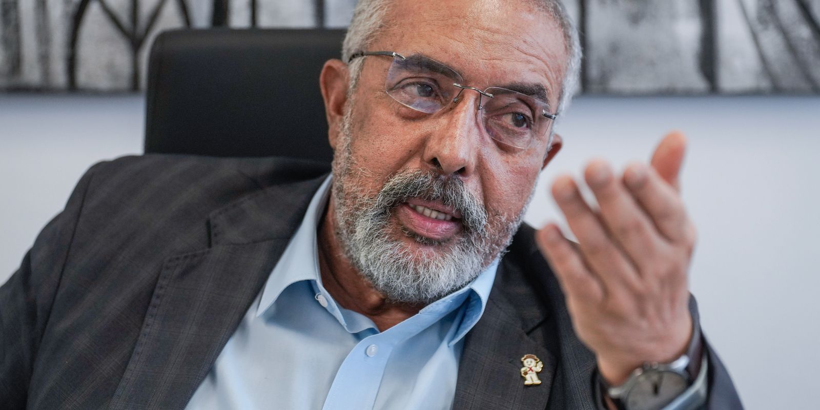 Senador defende o fim da escala 6x1 e da jornada de 44 horas semanais