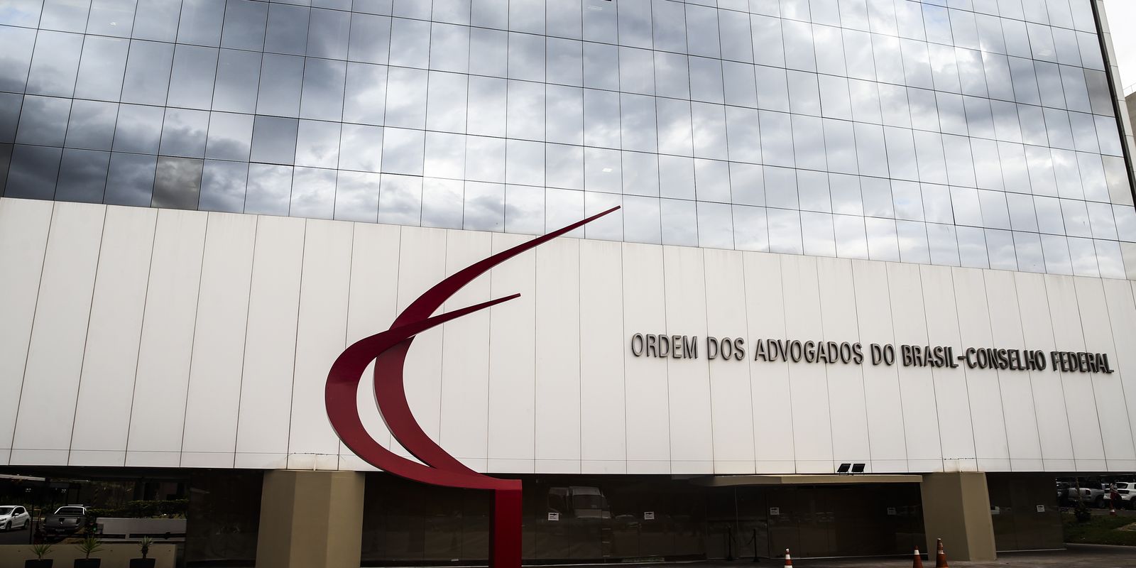 OAB pede fim de inquérito das fake news por 'natureza perpétua'