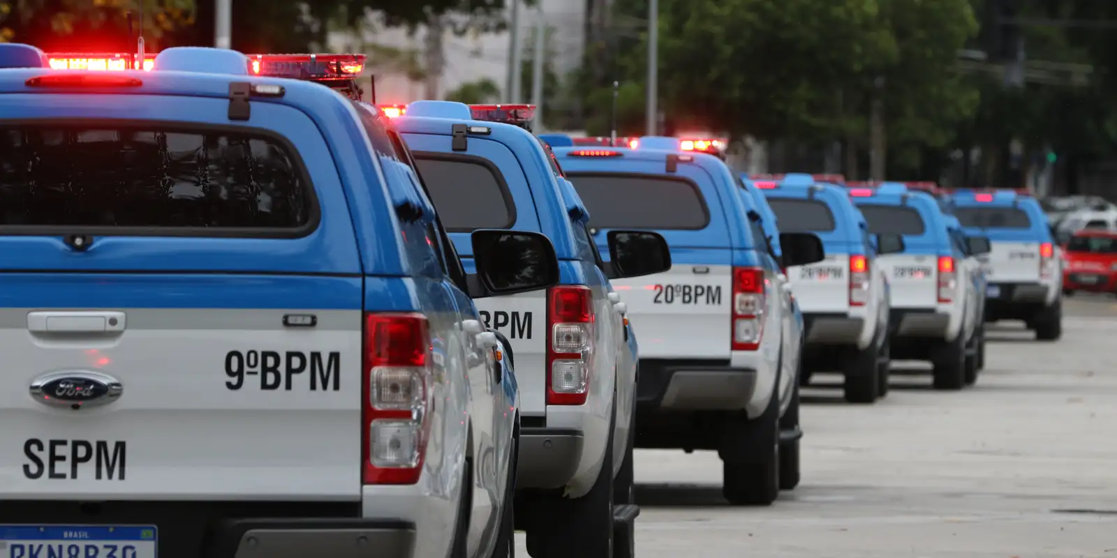 Polícia Militar realiza operação no Complexo da Maré, no Rio