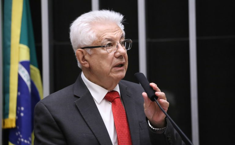 Representação brasileira no Parlasul avalia acordo entre União Europeia e Mercosul