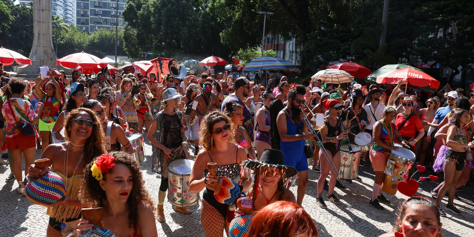 Carnaval no Rio: cinco atendimentos por hora relacionados ao calor nas unidades de saúde