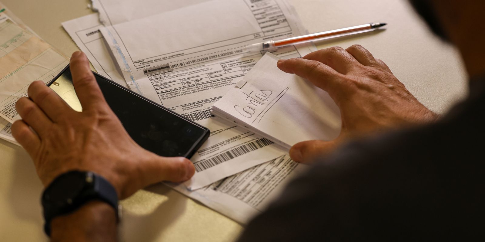 Pagamento do salário mínimo de R$ 1.621 inicia nesta segunda-feira