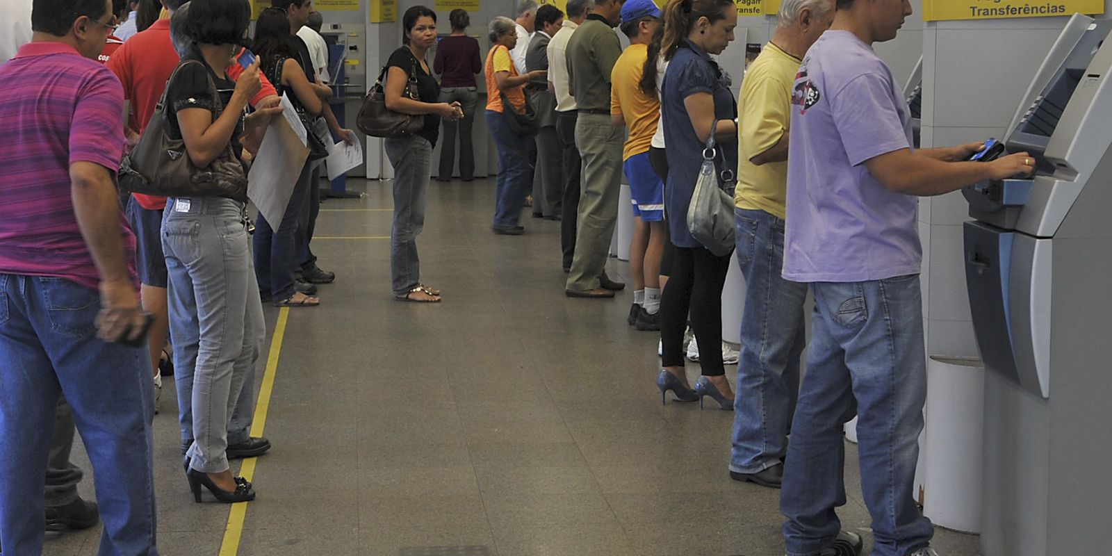 Como verificar a solidez financeira do seu banco e evitar desinformação