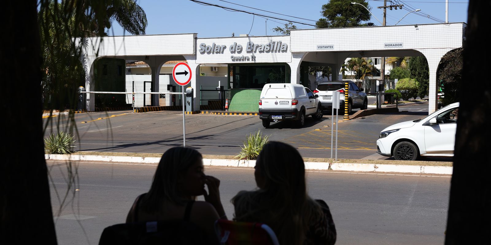 Bolsonaro recebe prazo de 24 horas para esclarecer declaração de Eduardo sobre acesso a vídeo