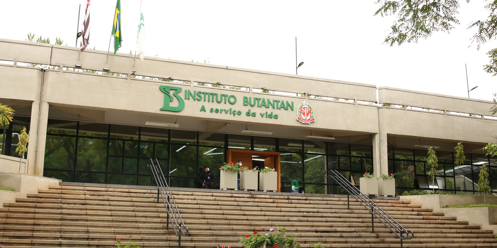 Butantan iniciará produção de medicamento oncológico para o SUS