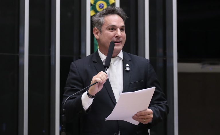Comissão aprova critérios para indenização de armas de fogo devolvidas