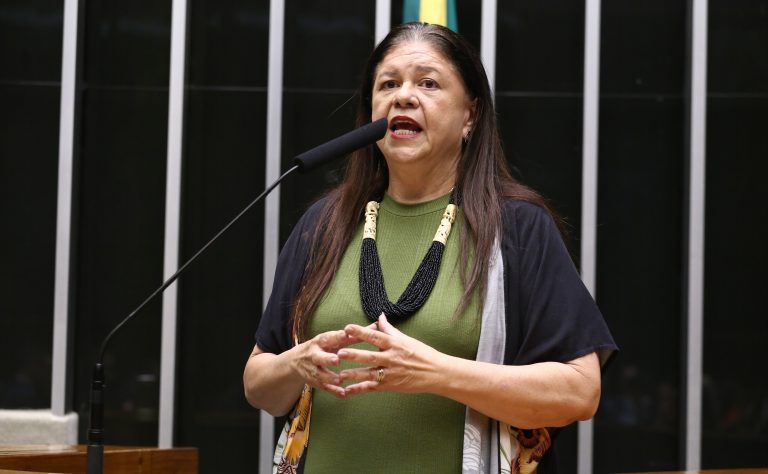 Comissão aprova PL que protege BPC contra corte por posse de veículo familiar