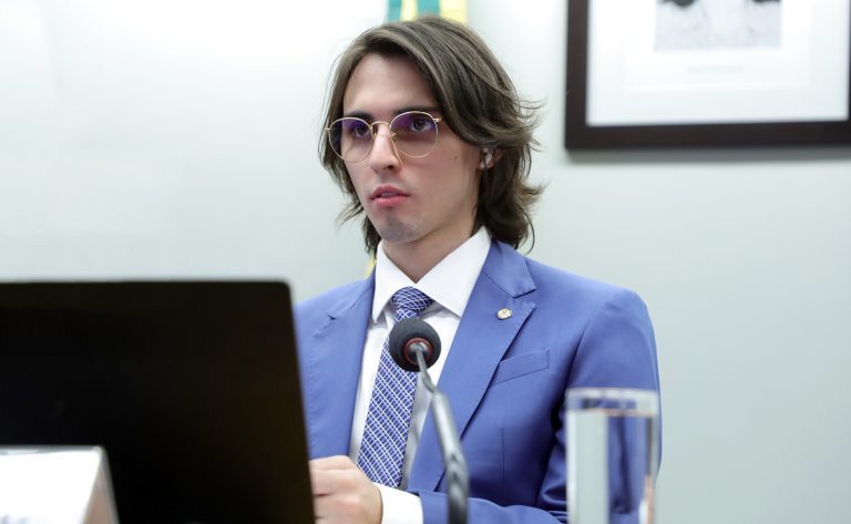 Comissão de saúde da Câmara aprova modelo regional para diagnóstico de autismo