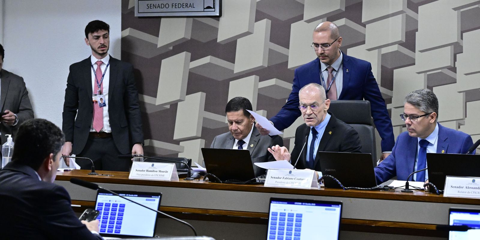 CPI do crime investiga ramificação do PCC na Faria Lima e o grupo “A Turma” do Banco Master
