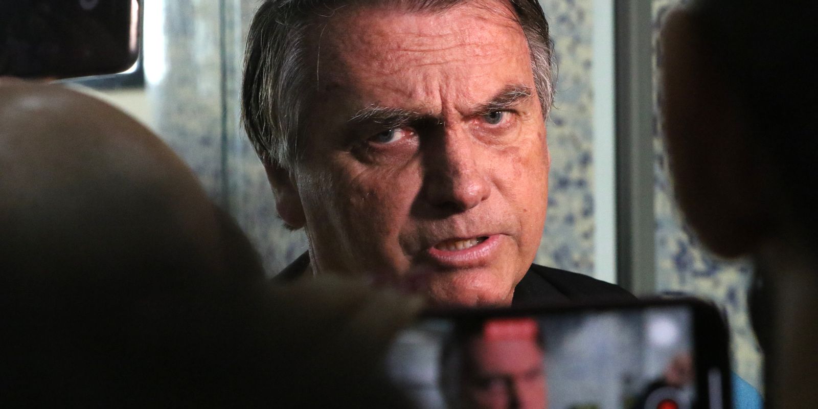 Defesa de Bolsonaro nega conhecimento sobre vídeo de Eduardo