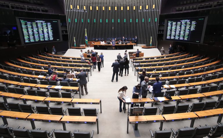 Câmara dos deputados pode votar novo regime para estabilizar sistema financeiro