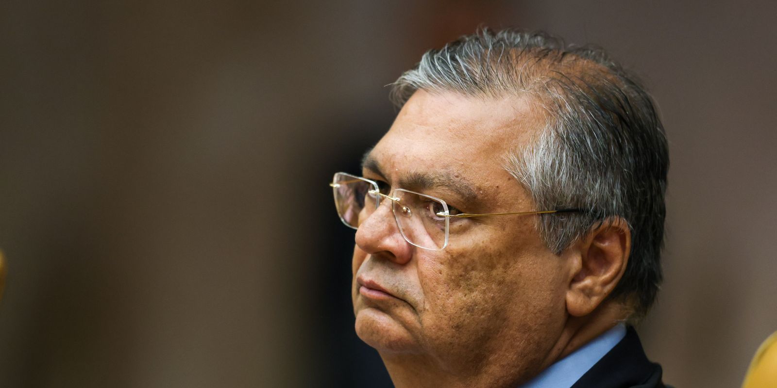 Ministro Flávio Dino suspende quebra de sigilos de Lulinha pela CPMI do INSS