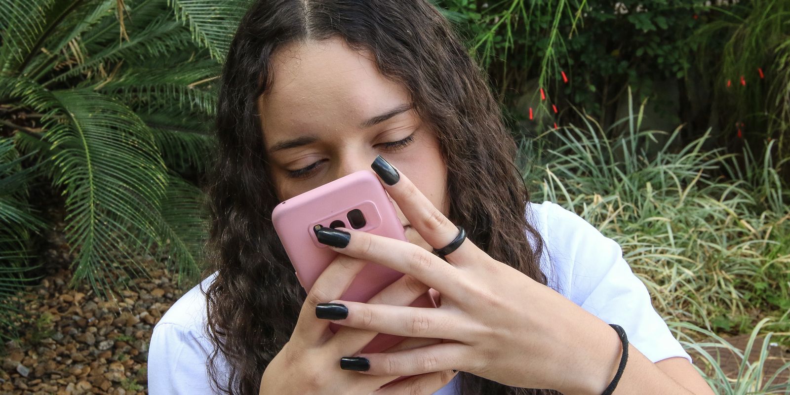Redes Cordiais lança guia para comunicação responsável sobre violência de gênero online