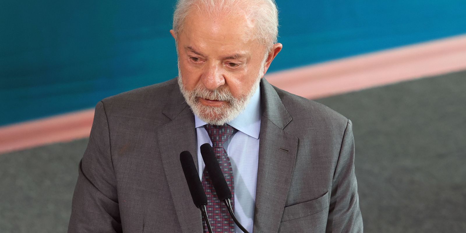 Lula condena o emprego da força por potências globais para invadir outras nações