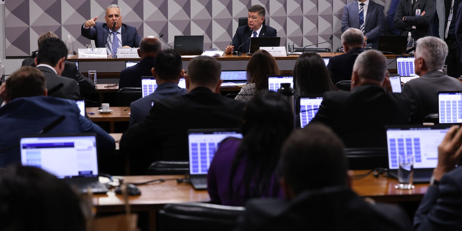 André Mendonça impede CPMI do INSS de consultar dados de Daniel Vorcaro