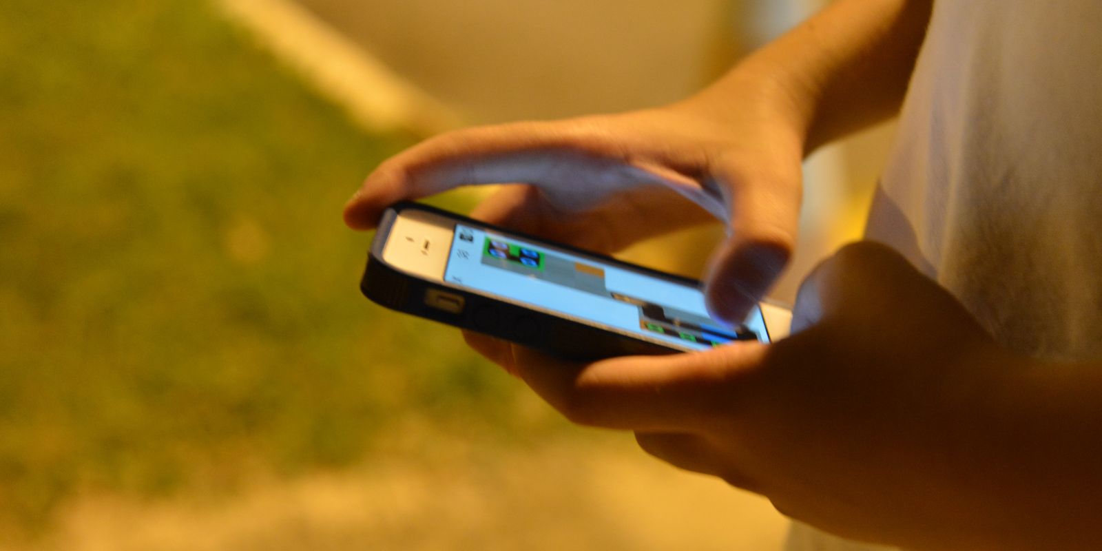 Rolagem infinita será proibida para crianças e adolescentes em plataformas digitais