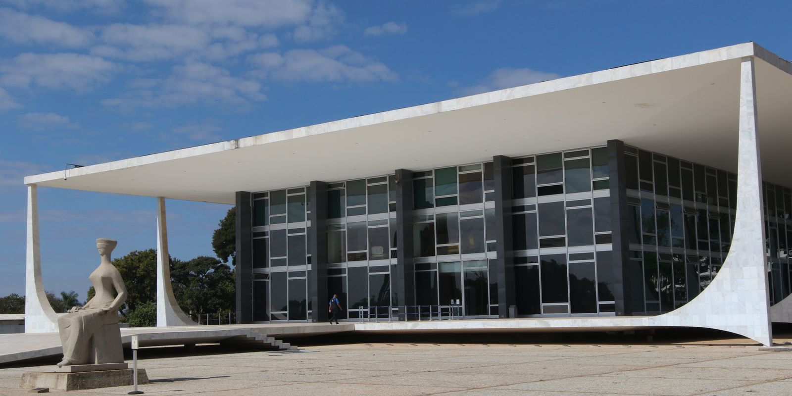 STF: dois votos pela rejeição de novo pedido de prisão domiciliar de Bolsonaro