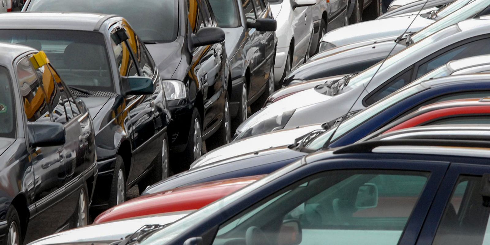 Financiamento de automóveis registra alta de 12,8% no trimestre
