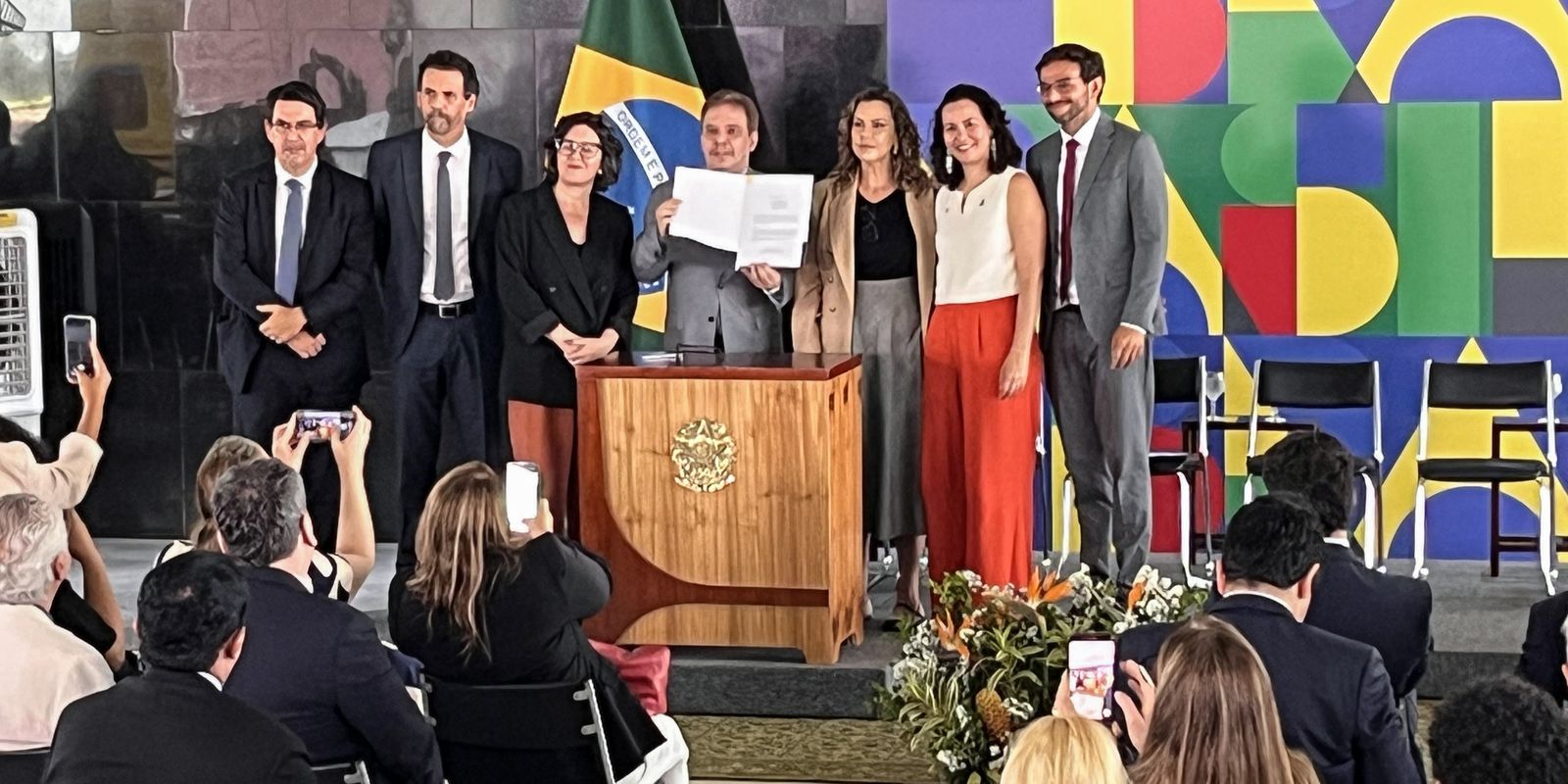 Governo federal estabelece diretrizes para apurar ataques contra profissionais da imprensa
