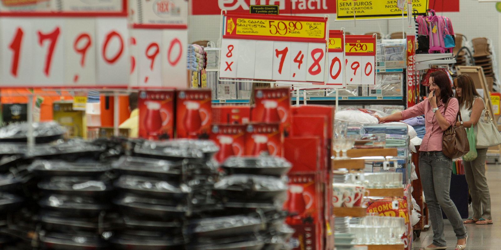 Analistas elevam expectativa de inflação para 4,36% neste ano