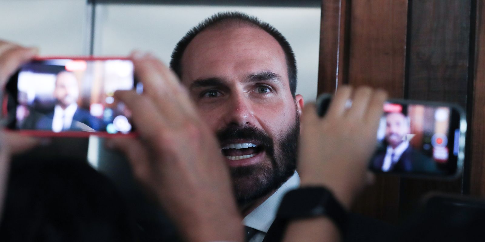 Moraes agenda depoimento de Eduardo Bolsonaro em processo no STF