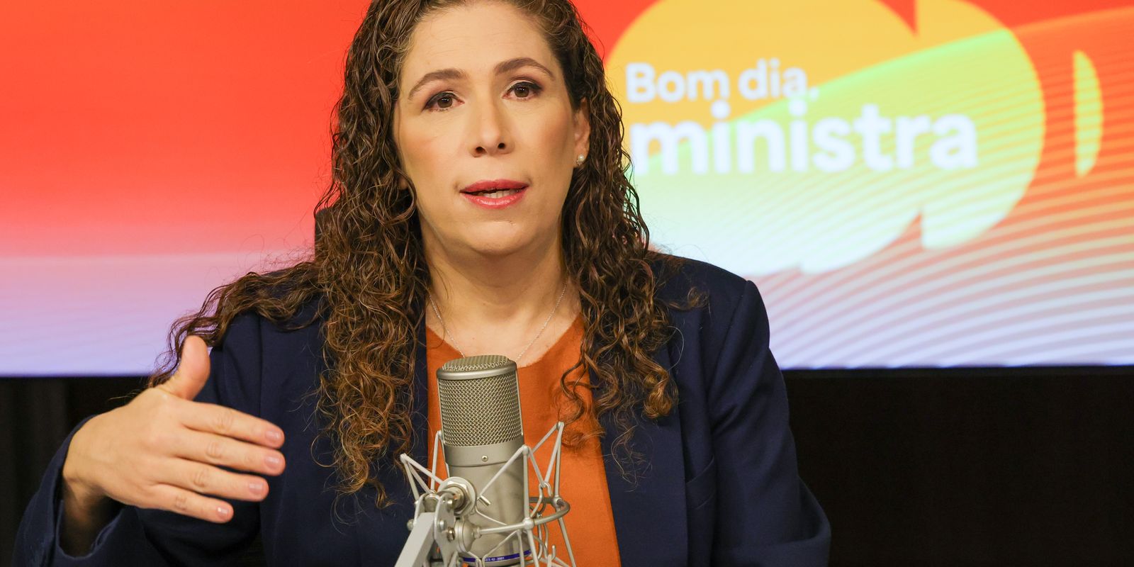 Ministra afirma que novos cargos fortalecem a capacidade do estado