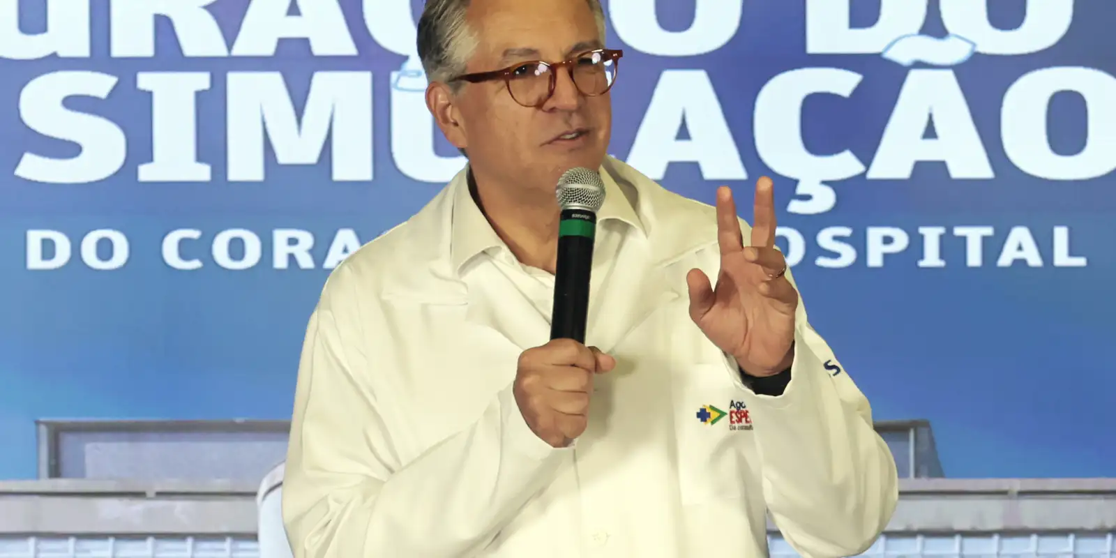 Padilha defende restrições publicitárias para apostas online, comparando-as ao cigarro