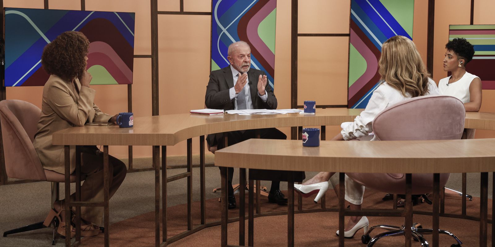 Lula intensifica monitoramento dos preços dos combustíveis e debate minerais críticos e bets
