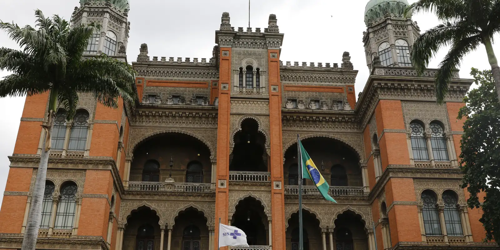 Fiocruz investiga caso de viajante belga no Rio: malária confirmada, mas ebola não é descartado