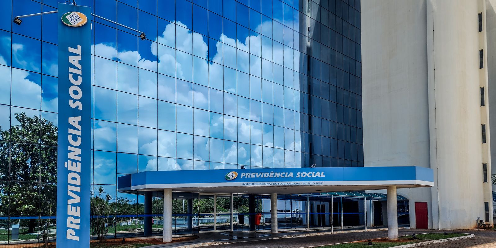 Vazamento de dados no INSS expõe 2,8 milhões de CPFs, a maioria de falecidos