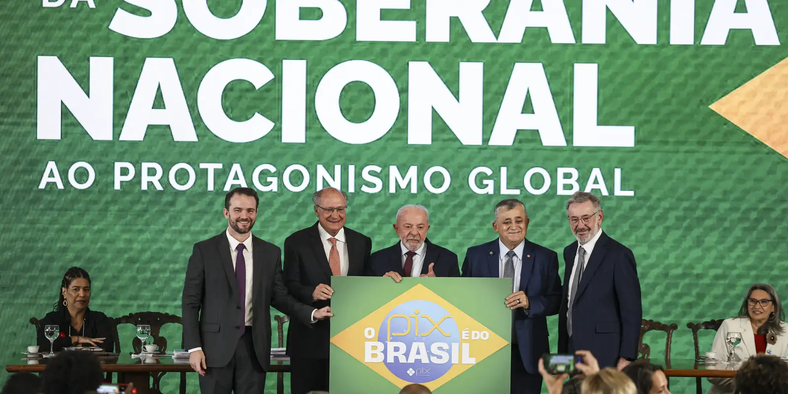 Durigan defende soberania nacional e o Pix em defesa da autonomia brasileira