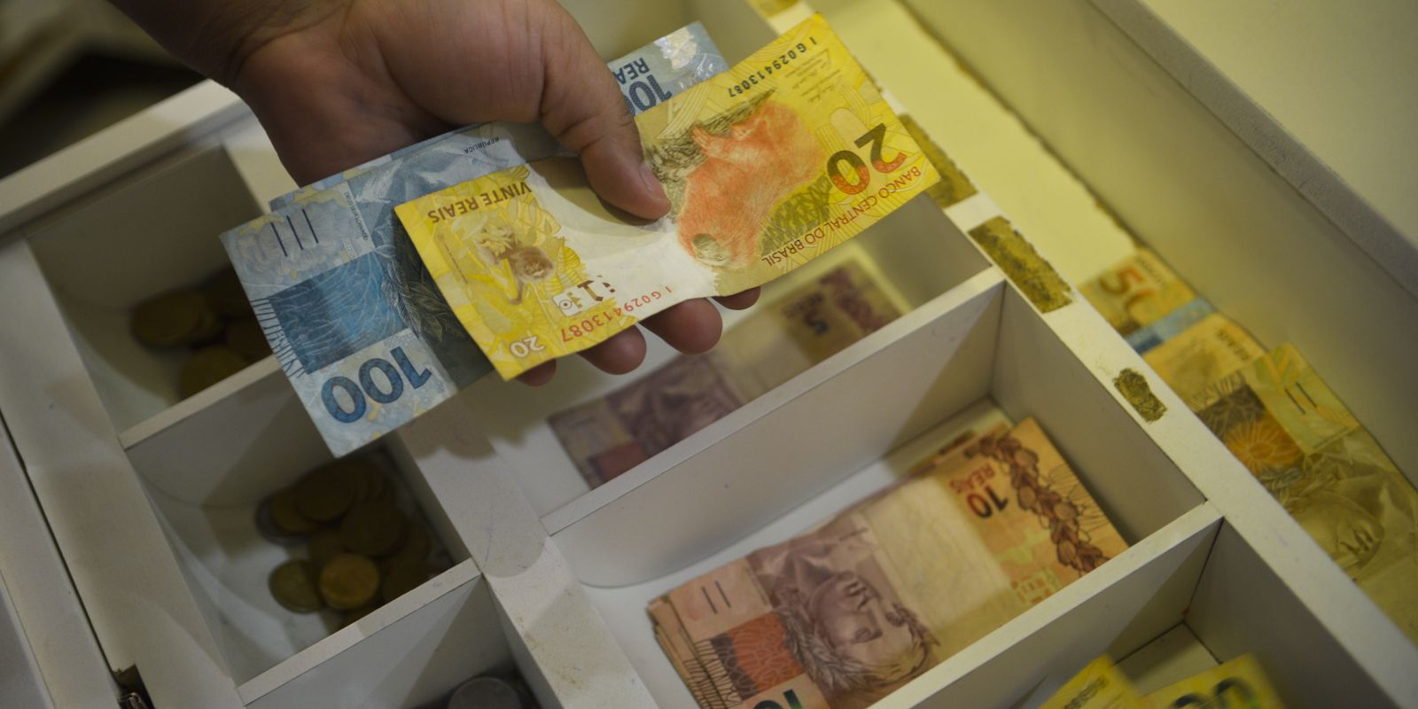 Caixa inicia pagamento do Bolsa Família para beneficiários com NIS final 8