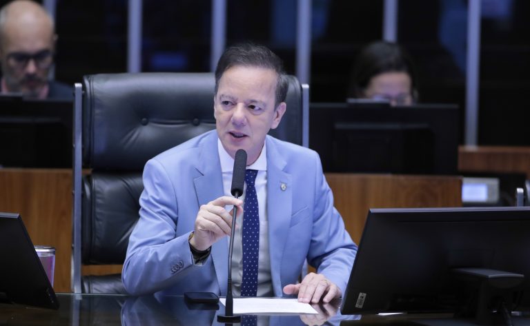 Comissão aprova monitoramento detalhado de estudantes com deficiência no ensino superior
