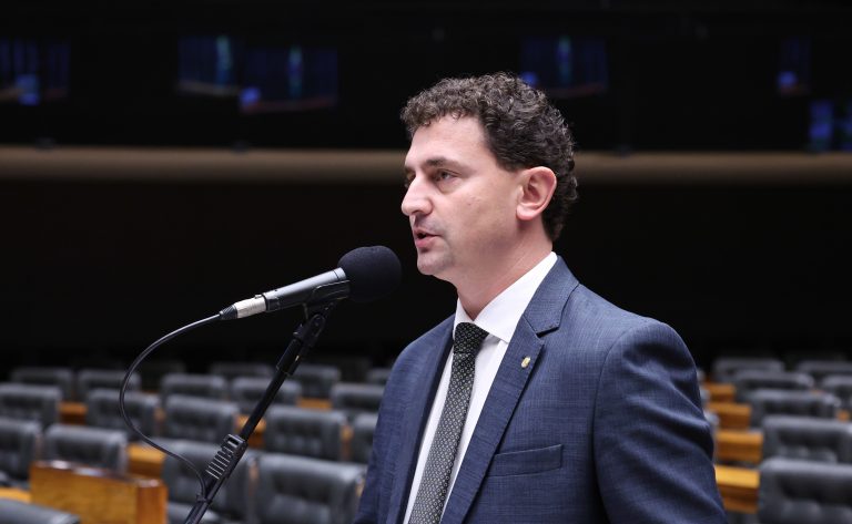 Aprovada proposta para a regularização de terras em áreas protegidas na Câmara