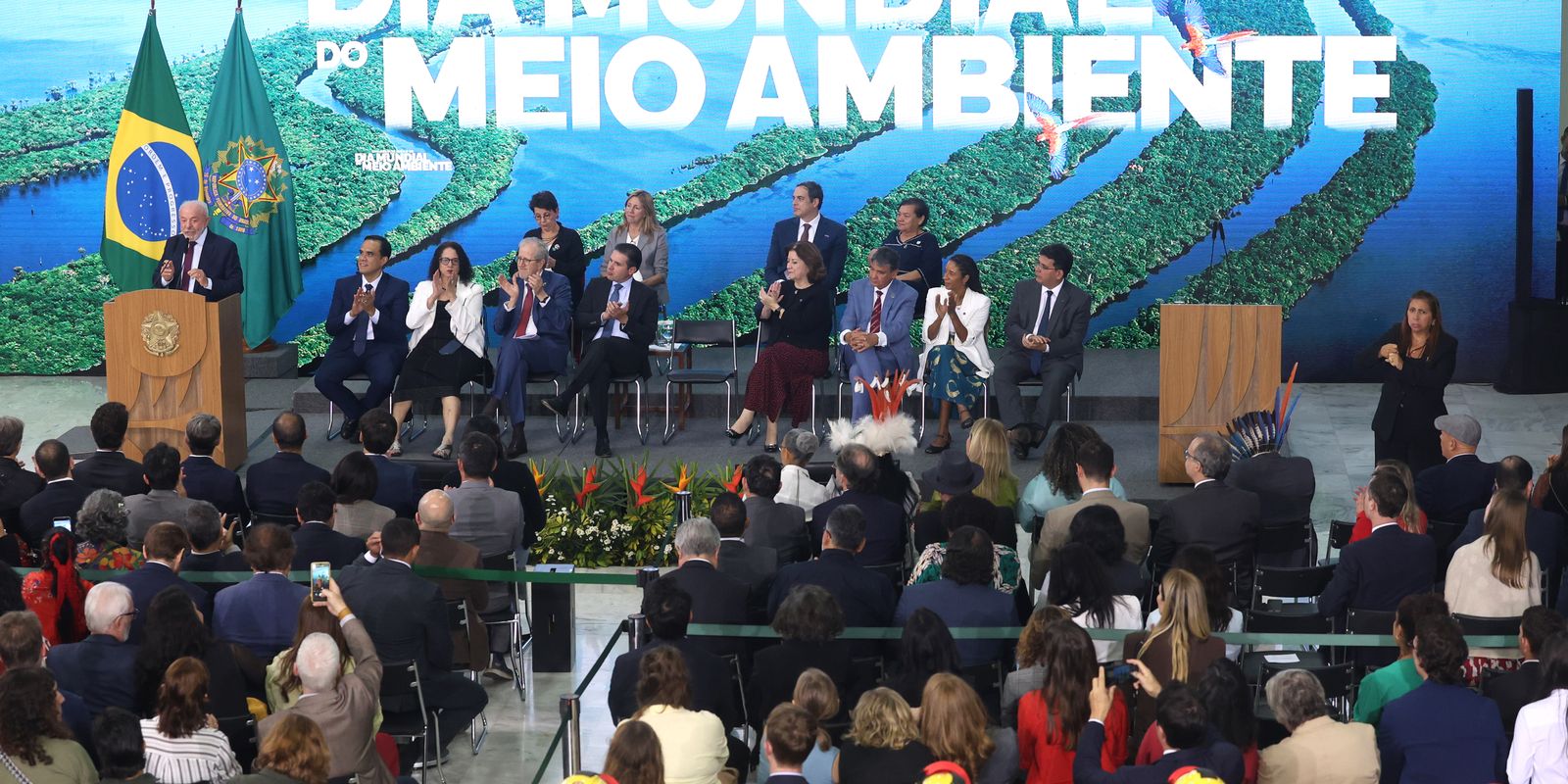 Governo federal amplia proteção ambiental e lança plano de recuperação de florestas