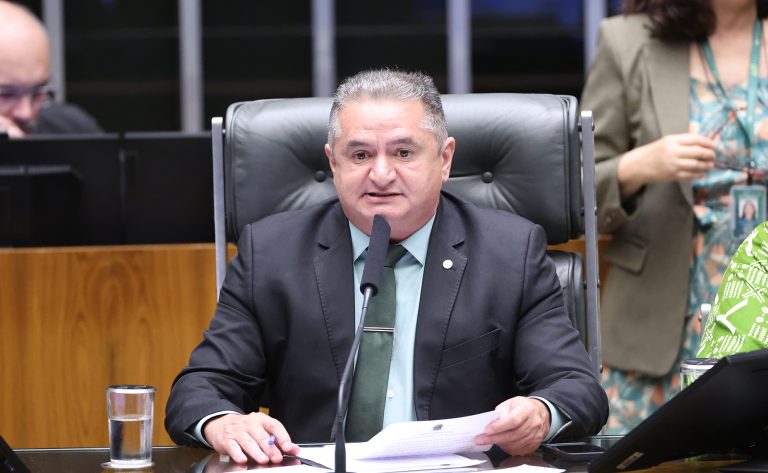 Projeto de lei na Câmara dos Deputados busca regular imóveis urbanos abandonados