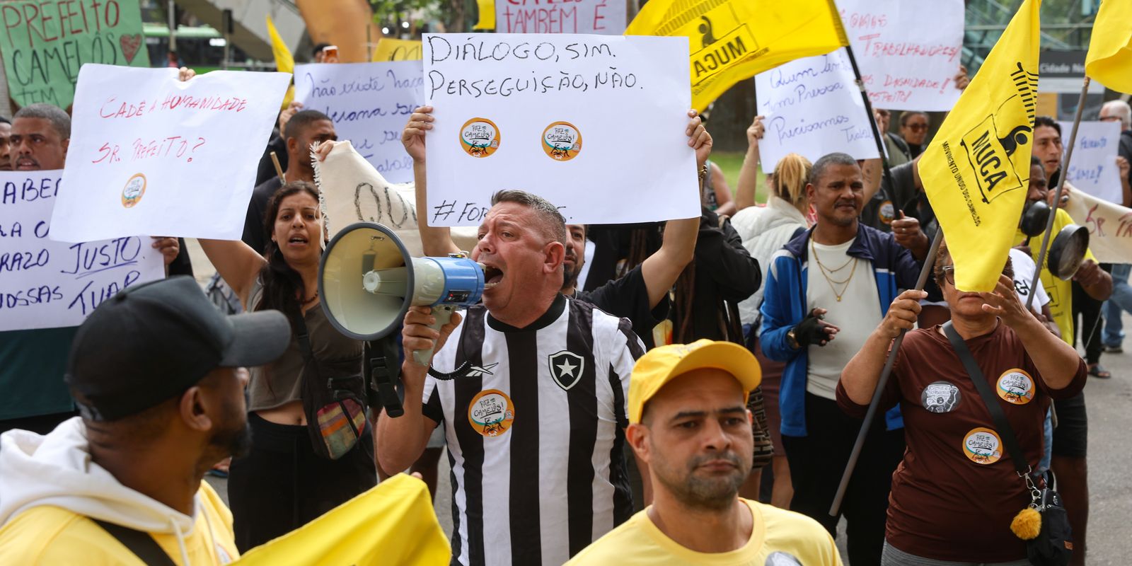 Camelôs do Rio de Janeiro manifestam-se contra o Programa Tolerância Zero da prefeitura