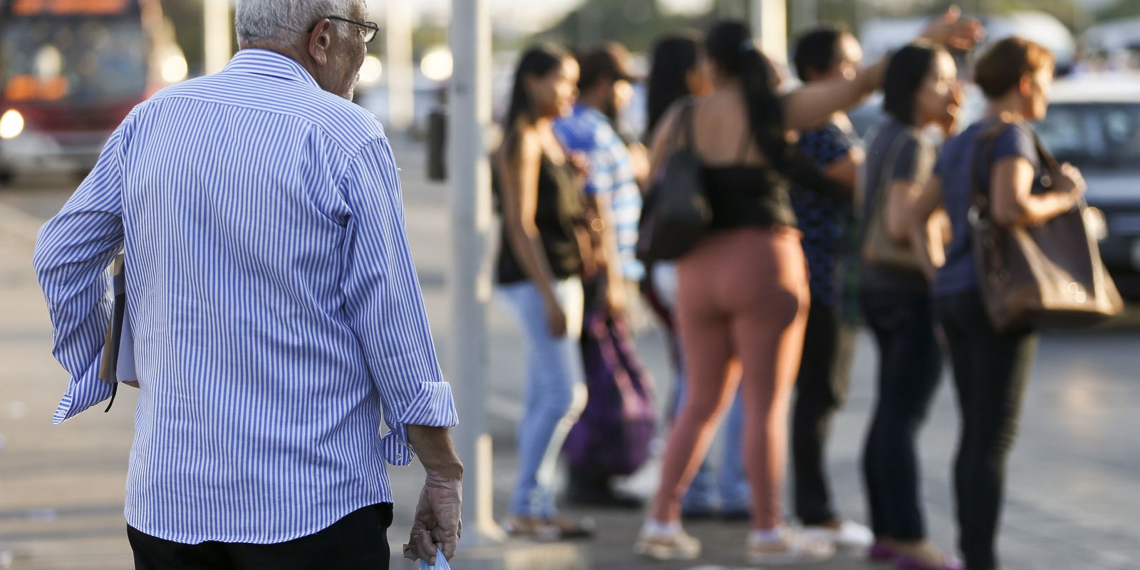 Título Cidade Amiga do Idoso valoriza municípios com ações para a terceira idade