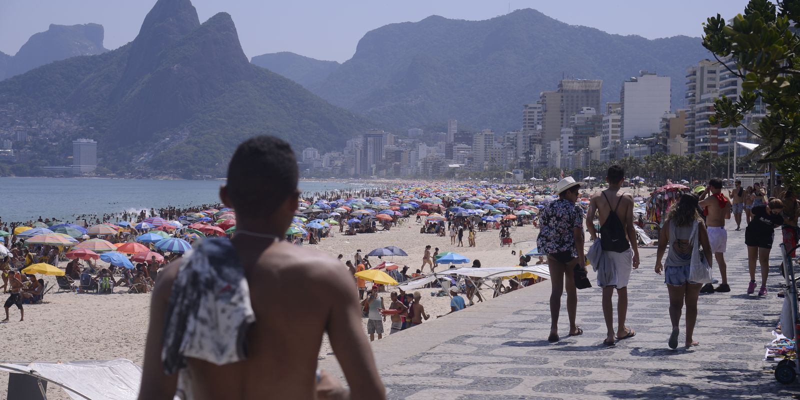 CNDH critica o Programa Tolerância Zero na orla do Rio de Janeiro