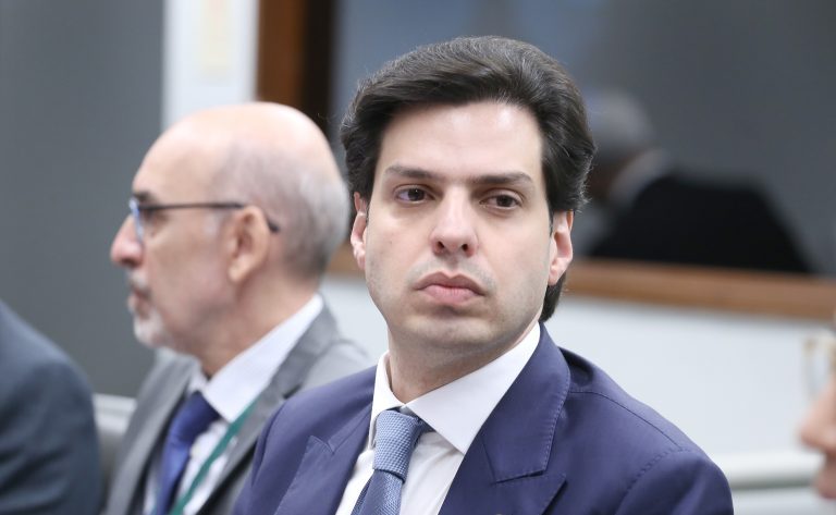 Comissão de Viação e Transportes aprova inclusão de imagem em notificação de multa de trânsito por videomonitoramento
