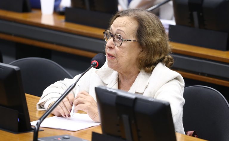 CCJ aprova nova regra para indenização por dano moral em casos de violência doméstica