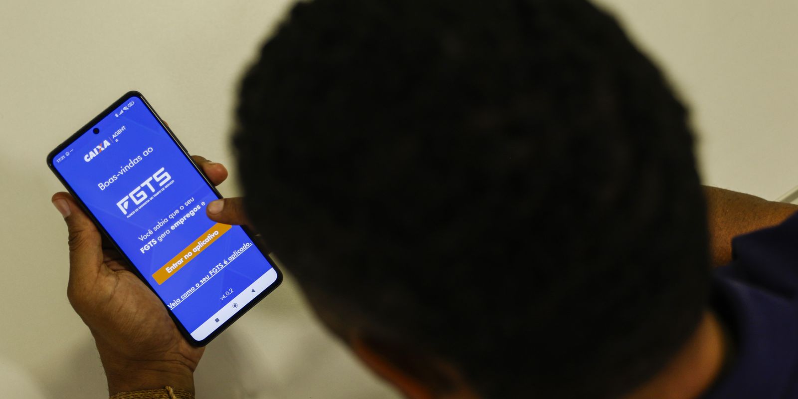 Caixa inicia pagamento do lucro do FGTS para 138 milhões de trabalhadores