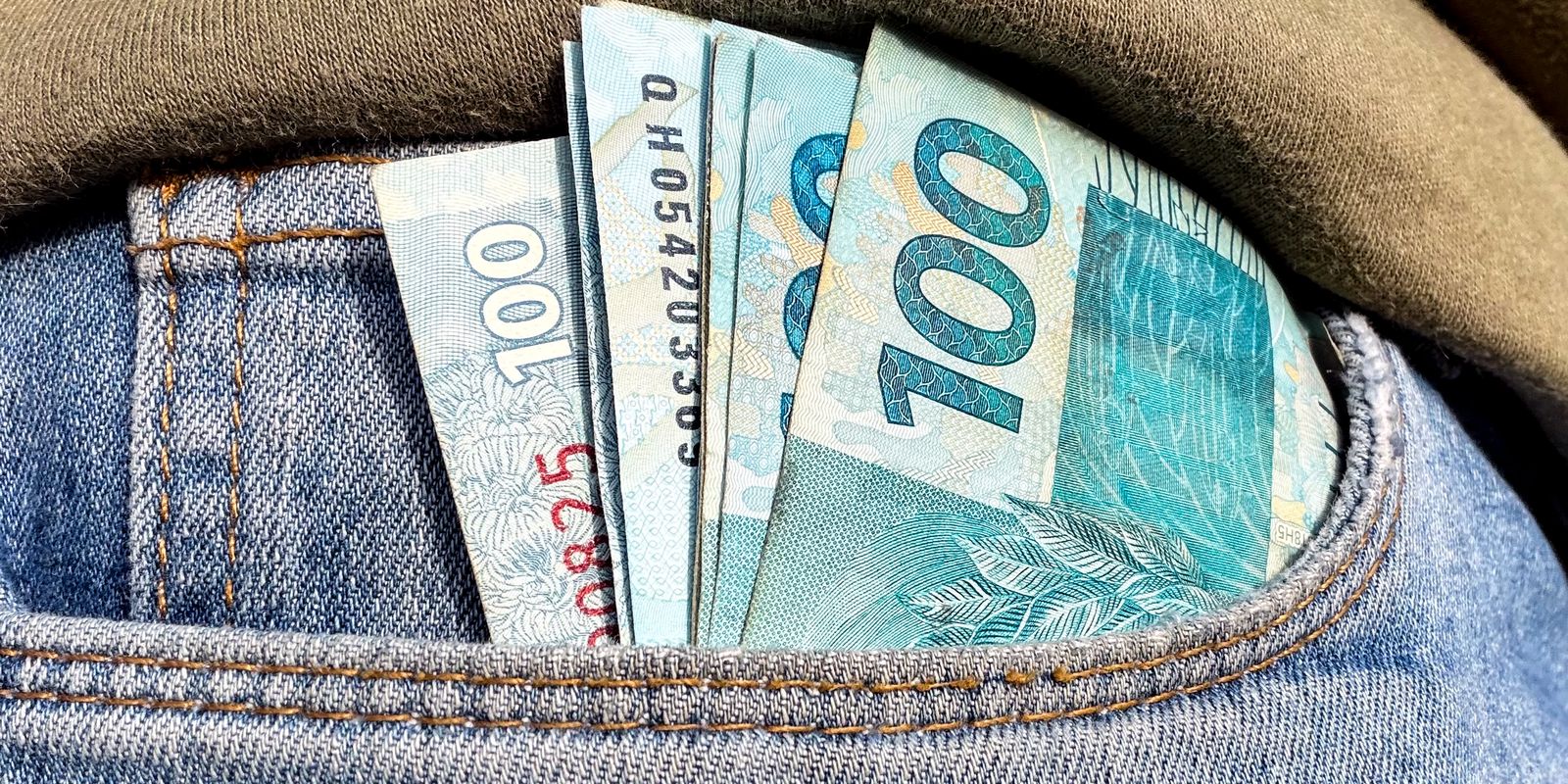 Trabalhadores vão receber R$ 13 bilhões dos lucros do FGTS